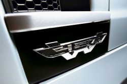 W427 от Holden Special Vehicles