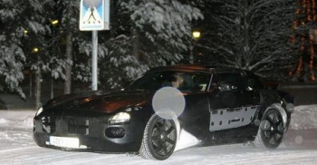 Mercedes SLC Gullwing проходит испытания в условиях холодной погоды
