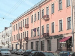 Возле минской «Володарки» водителям до конца июня лучше не ездить