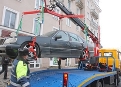 С улиц столицы с начала года убрали более двух тысяч бесхозных автомобилей С улиц столицы с начала года убрали более двух тысяч бесхозных автомобилей