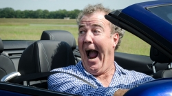 Кларксон извинился и выплатил компенсацию продюсеру Top Gear Кларксон извинился и выплатил компенсацию продюсеру Top Gear