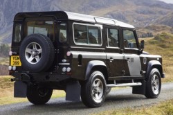Defender 110 SVX от Land Rover