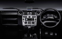 Defender 110 SVX от Land Rover