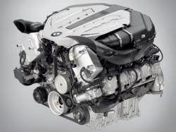 BMW 555i с мотором N63 — 4.4L V8 400л.с.