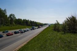 БМВ на высокой скорости влетело в такси на Могилевском шоссе.