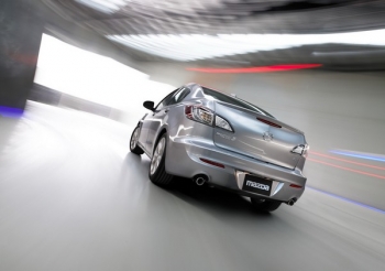 Mazda 3 впервые показала свое "лицо" [LA Auto Show 2008]