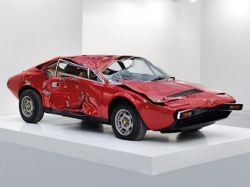 Разбитую машину Ferrari на аукционе оценири дороже в шесть раз