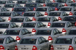 В мае в России почти на 38% упали продажи легковых машин