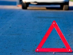 Из-за провала грунта движение по Минскому шоссе в Москву затруднено