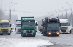 Активисты Украины блокируют на границе с Беларусью большегрузы