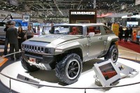 В Женеве показали крепыша — Hummer HX Concept