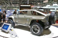 В Женеве показали крепыша — Hummer HX Concept
